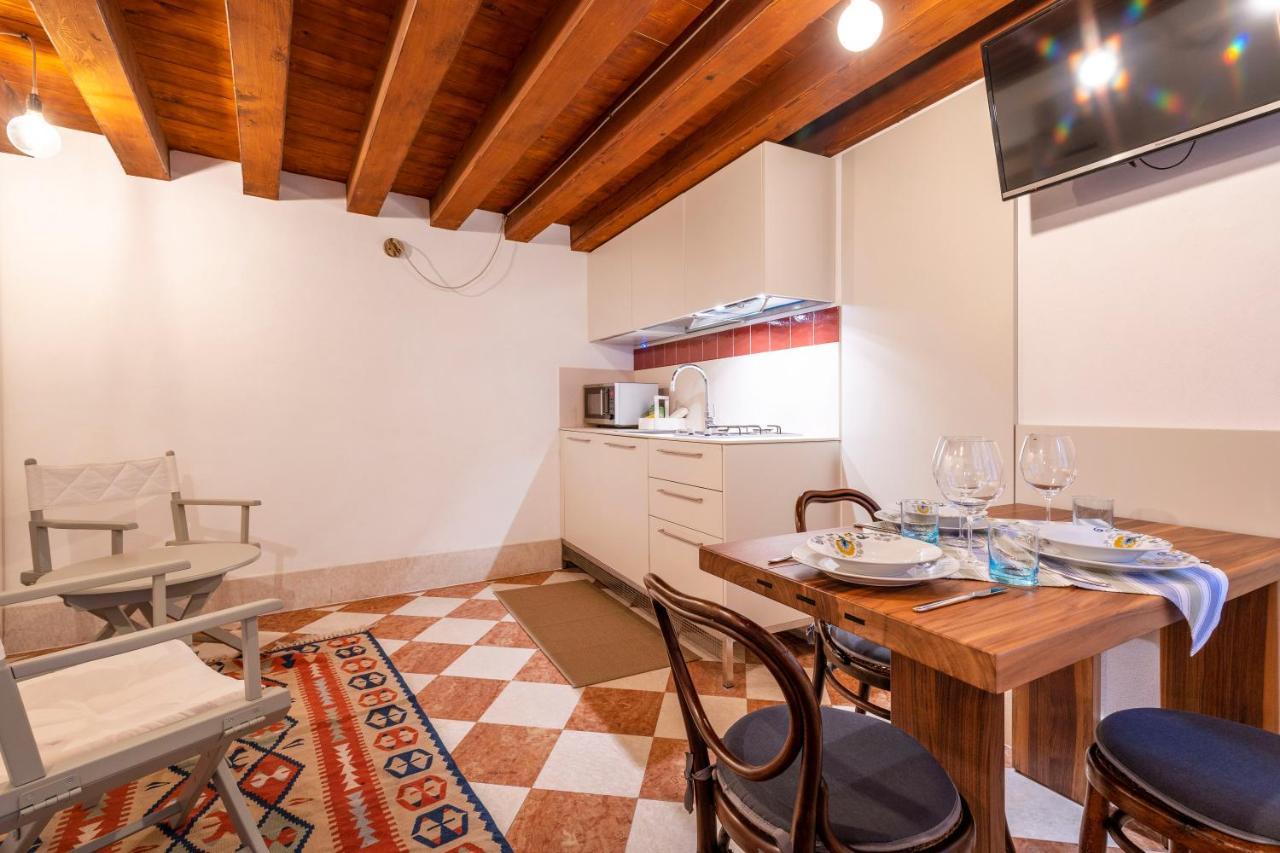 דירות ונציה San Silvestro House מראה חיצוני תמונה